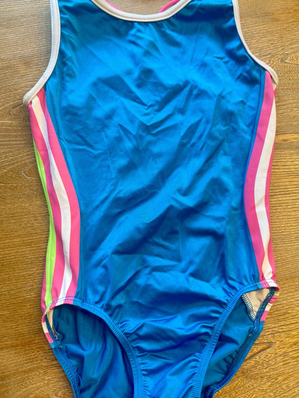GK leo with Pink & White Side Stripes-; AM